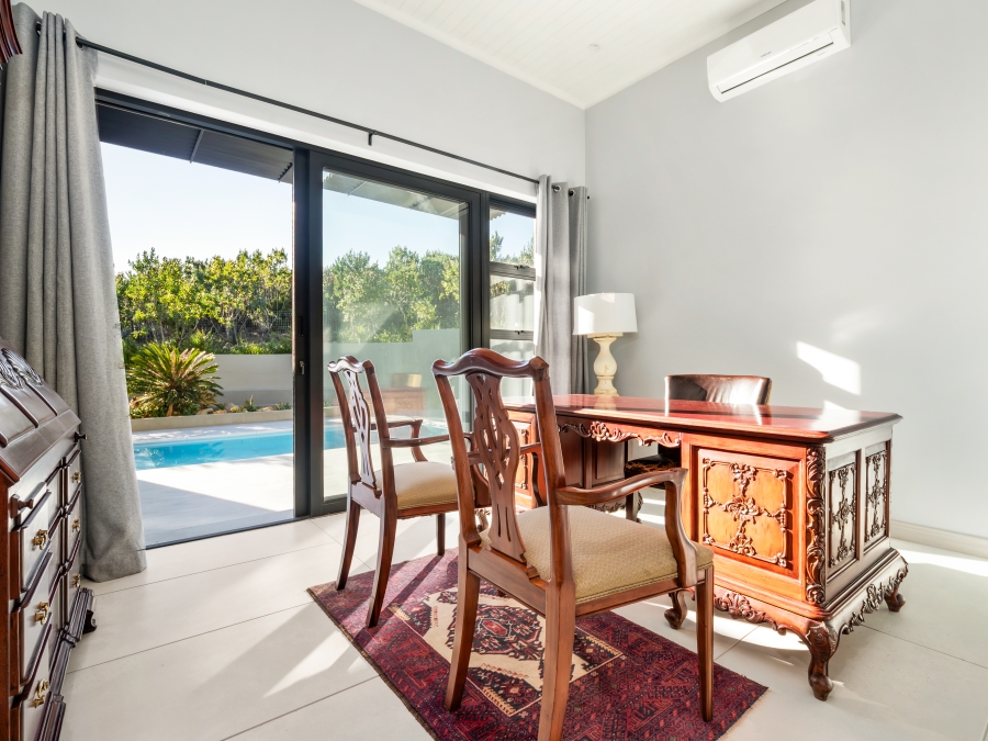 5 Bedroom Property for Sale in Pezula Private Estate Western Cape